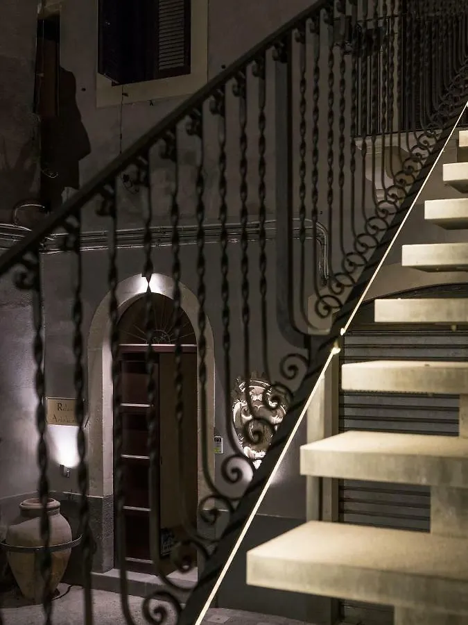 Relais Anfitheatro Bed & Breakfast Catania 2*,  Italy